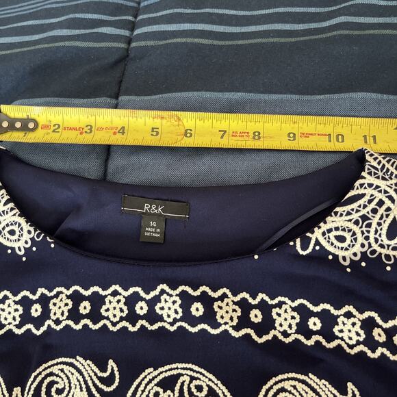 R&K Navy Blue & White Paisley Lace Print Dress Women’s Size 14 Short Sleeve NWT - Picture 15 of 15